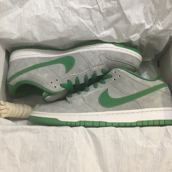 ❌SOLD❌Nike SB Dunk Low Medusa Sz 9 RARE 🔥🔥 - Picture 6 of 6